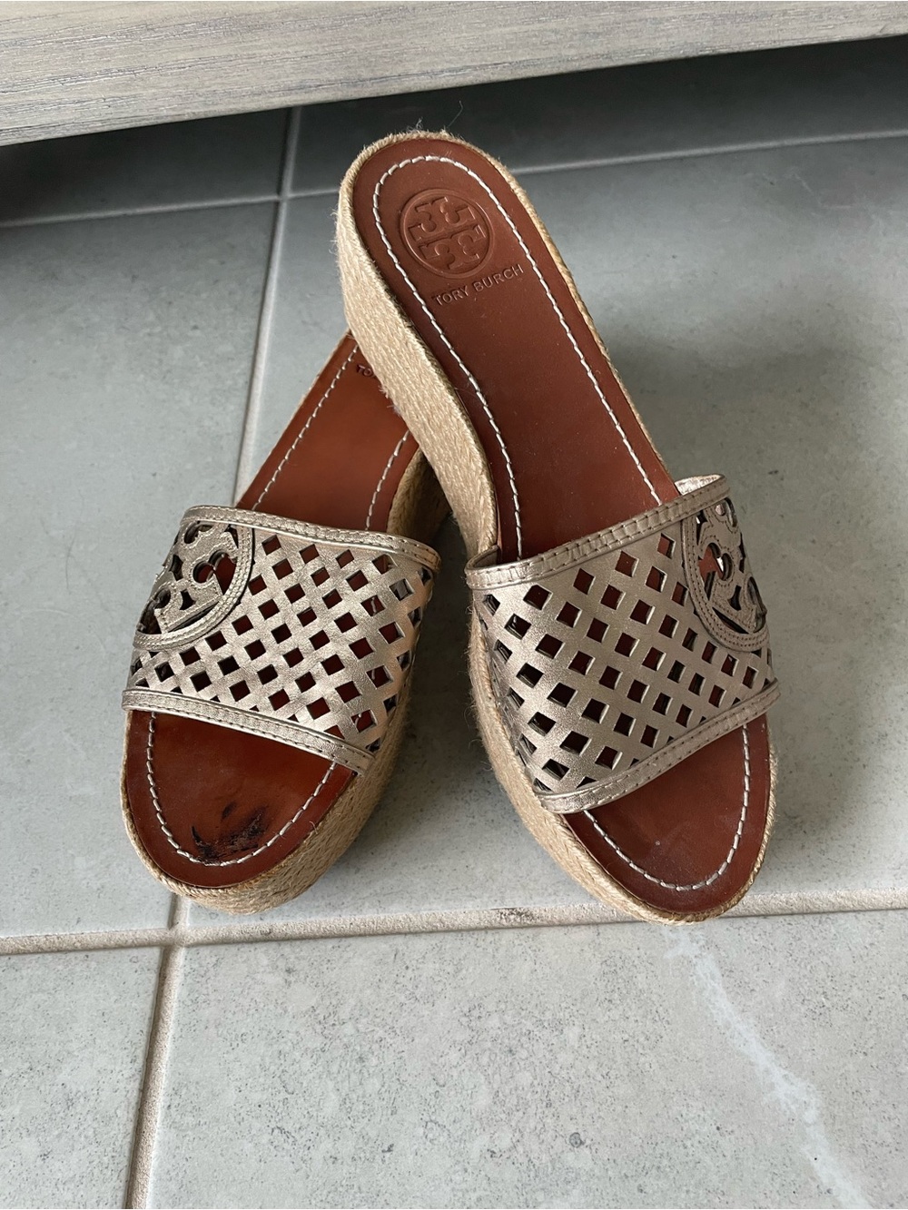 Tory Burch Metallic Gold Laser-Cut Espadrille Slide Preloved with stain.